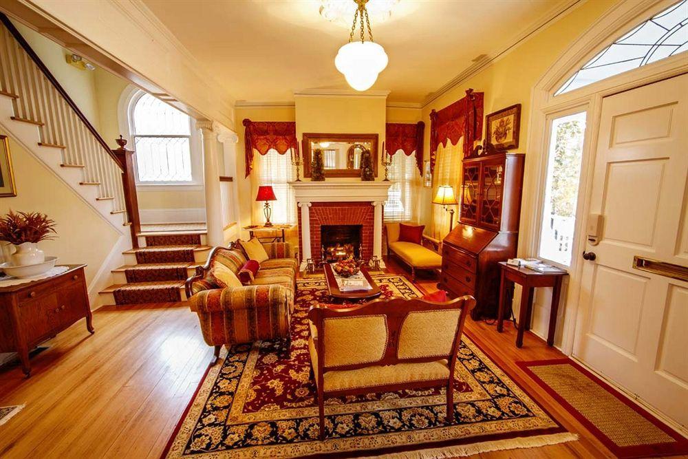 Bay Haven Inn Of كاب تشارليس المظهر الخارجي الصورة